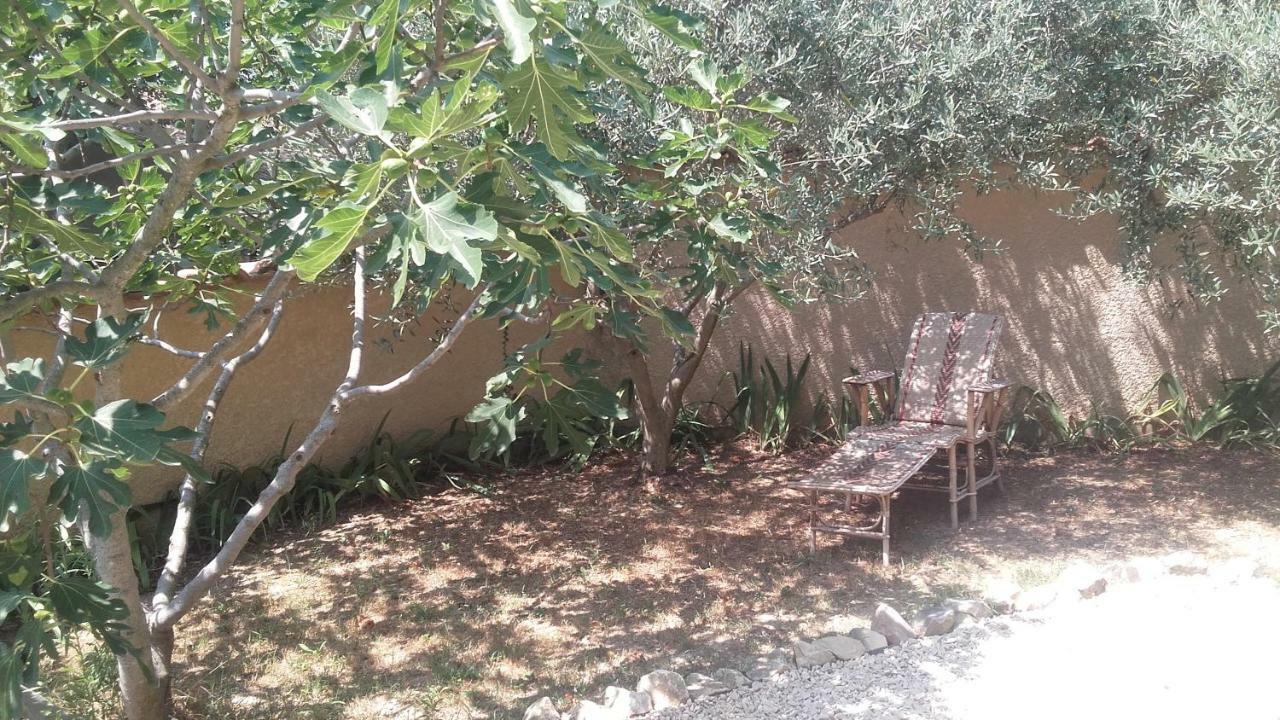 Gite L'Annexe Villelaure Exterior photo
