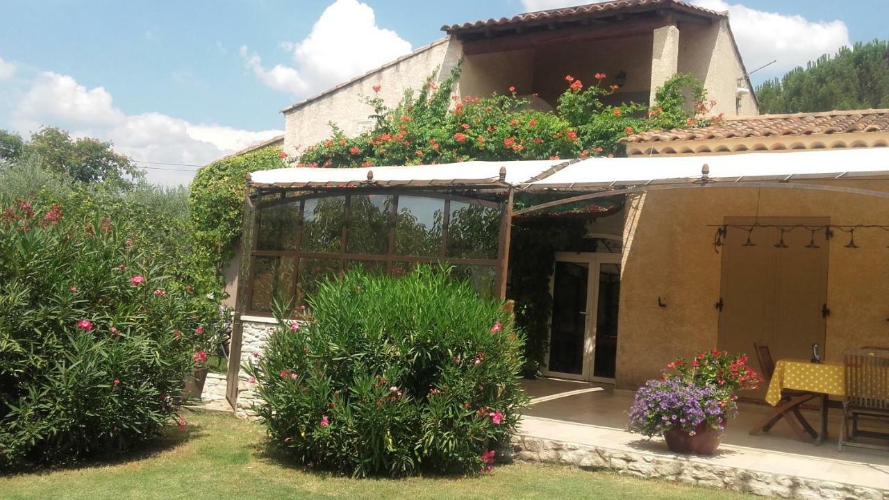 Gite L'Annexe Villelaure Exterior photo